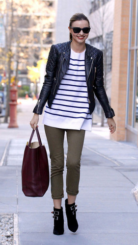  Miranda Kerr Spotted Out And About In New York