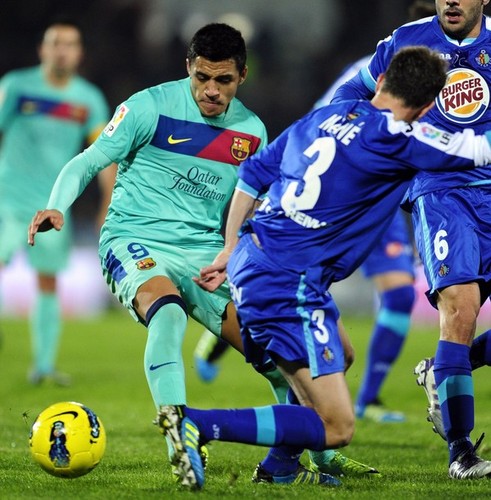  Alexis Sanchez - Getafe CF (1) v FC Barcelona (0)