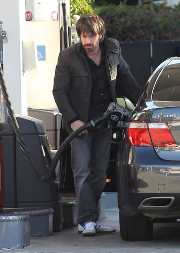  Ben Affleck Is Looking Like A Homeless Person