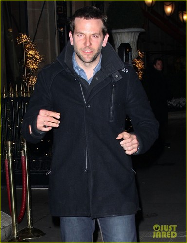  Bradley Cooper: Out and About in Paris!