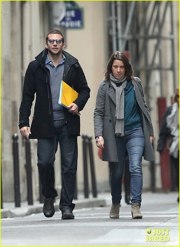  Bradley Cooper: Out and About in Paris!