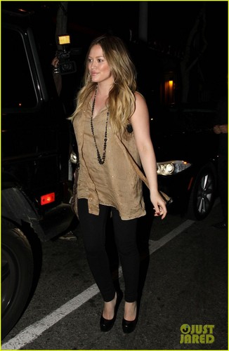  Hilary Duff: Vetro 晚餐 with Haylie & Mike!