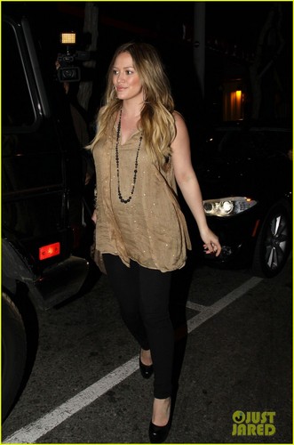  Hilary Duff: Vetro hapunan with Haylie & Mike!
