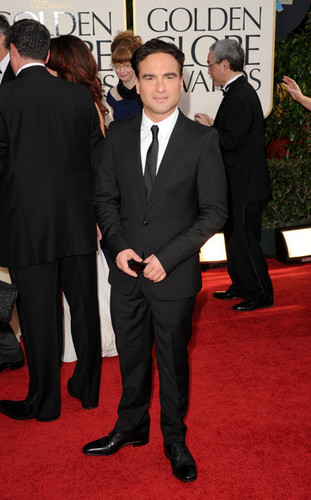  Johnny Galecki @ 68th Annual Golden Globe Awards - Arrivals