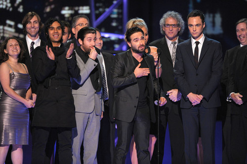  Johnny Galecki @ People's Choice Awards 2010 - ipakita