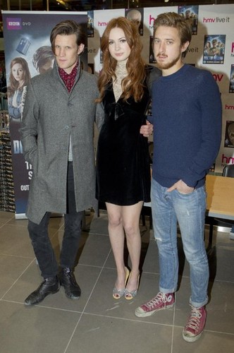 Matt Smith, Karen Gillan & Arthur Darvill @ DW DVD signing in London 21/11/11