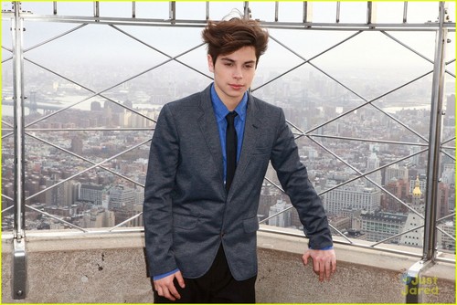  Jake T. Austin: Sky High at Empire State!