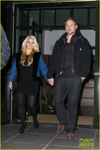  Jessica Simpson & Eric Johnson: Downtown रात का खाना in NYC