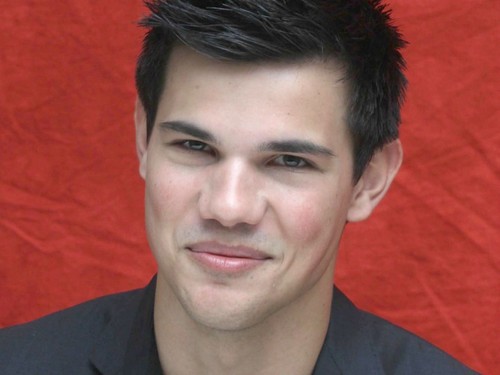  Taylor Lautner fondo de pantalla