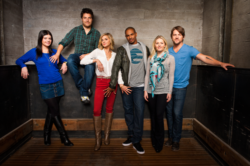  'Happy Endings' Cast Photoshoot for Entertainment Weekly
