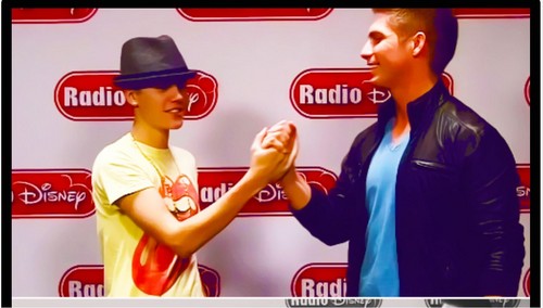 Justin Disney radio, 2011
