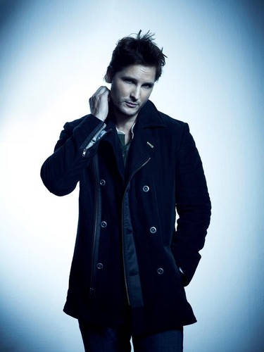 Peter Facinelli's photoshoot by Tommy Garcia for Defy Magazine