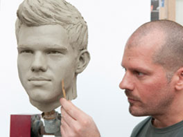Preview of Taylor Lautner's Wax Figure