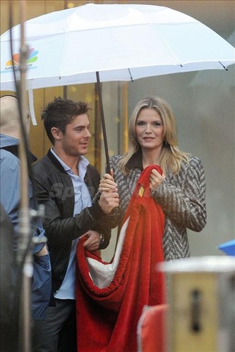  Zac Efron and Michelle Pfeiffer Today mostra