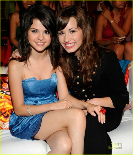  Dem and sel..!<3