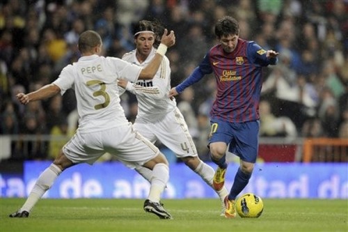  Lionel Messi - FC Barcelona (3) v Real Madrid (1)