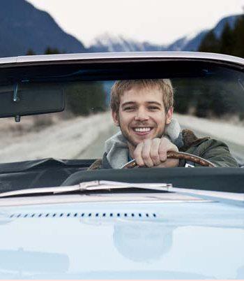  Max Thieriot - Foreverland