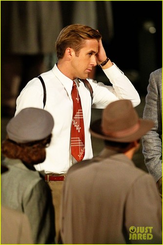  Ryan Gosling: 'Gangster Squad' Hits Hollywood Boulevard!