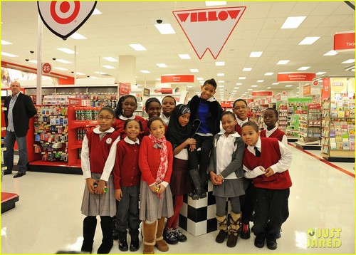  Willow Smith & Boys & Girls Club: Target Shopping Spree!