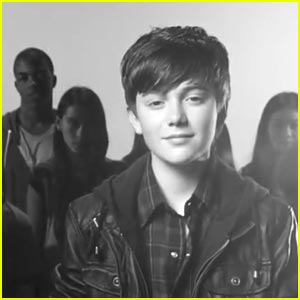  greyson chance's new vid: hold on til the night