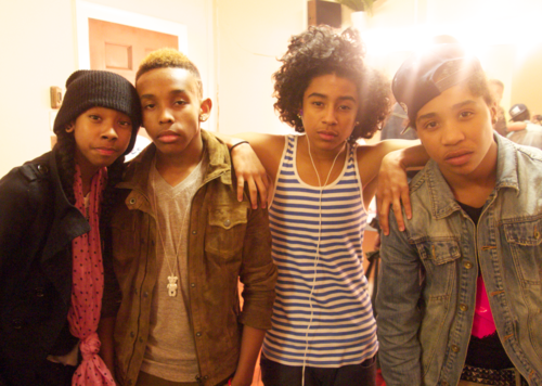  mINDLESS bEHAVIOR LOOKING GOOD AND NONE OF THEM WEARING GLASSES!