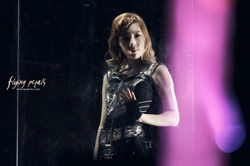  Taeyeon@2011 Girls Generation Tour in Singapore