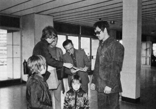  Bruce with his family