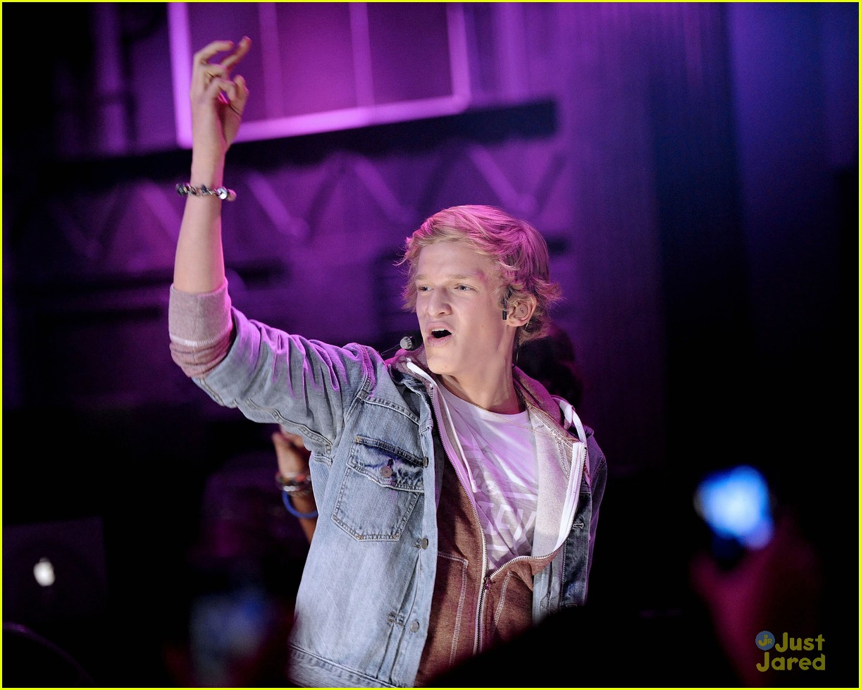 Cody Simpson: New Music Live!