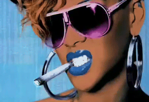  Rihanna smoke