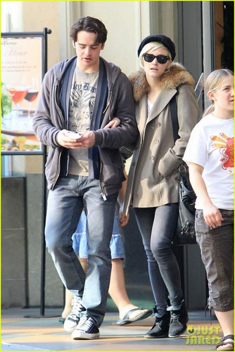  Ashlee Simpson & Vincent Piazza: Cheesecake Couple!
