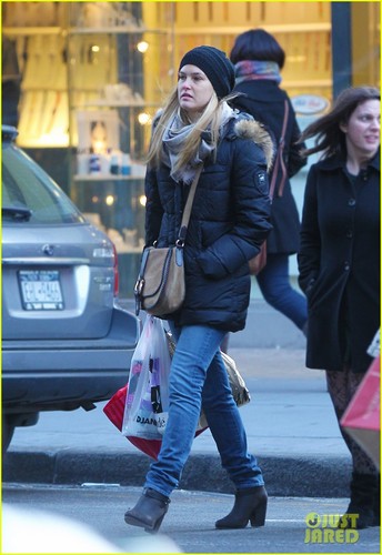  Bar Refaeli: Chilly Winter Woes!