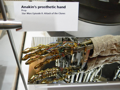 Anakin's AOTC hand