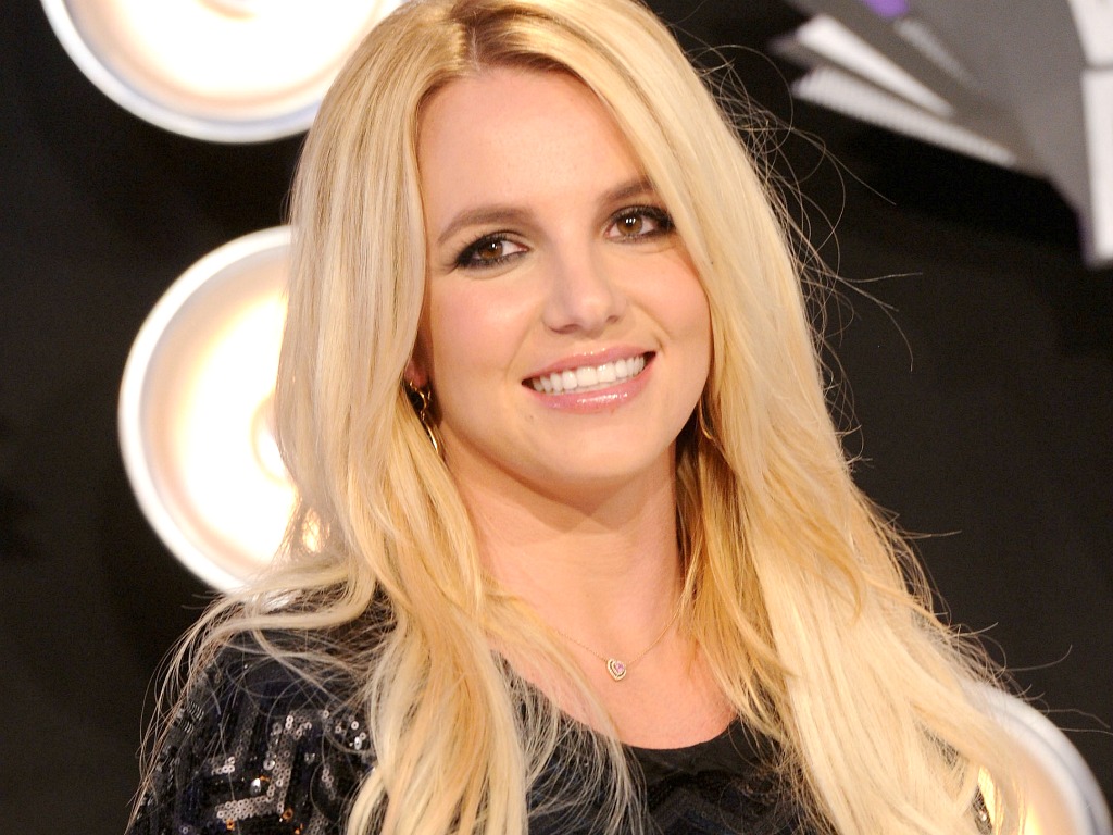 Britney Wallpaper - Britney Spears Wallpaper (27822235) - Fanpop