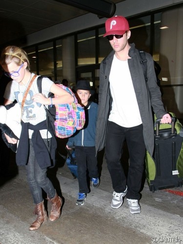  Ryan Phillippe And His Kids Land At LAX