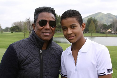  jermaine and jaafar on the golf course