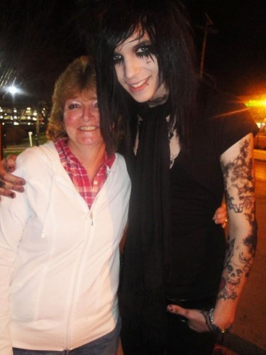 *^*^*Andy with a fan*^*^*