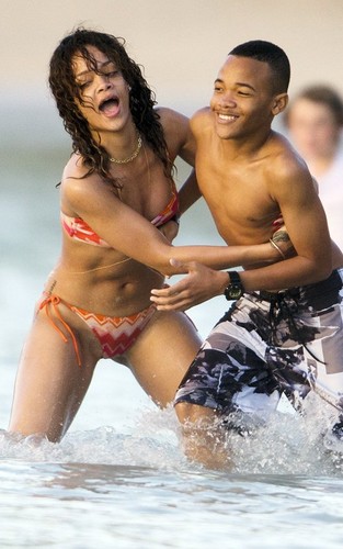  Bikini-Clad Rihanna's Barbadian Family Fun in the Sun