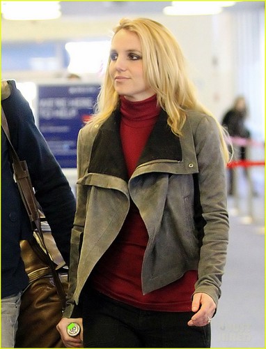  Britney Spears: Kiwi presa Twist!