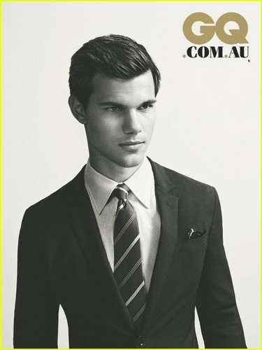  Full Sized fotografias of Taylor Lautner Covers 'GQ Australia' October/November 2011