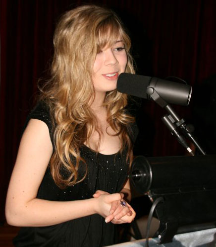  Jennette McCurdy when she visited Sacramento in June 2010