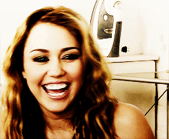 Miley..Cyrus ~~ Gif ! <3