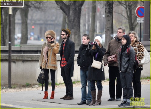  Sienna Miller & Tom Sturridge: Petit Palais in Paris!
