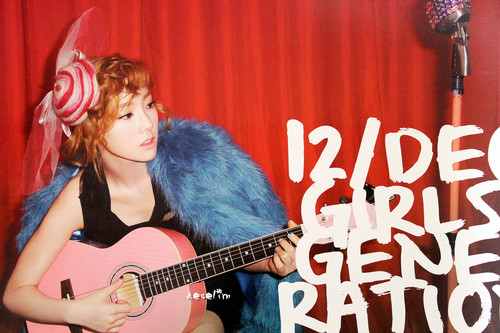  Taeyeon @ Girls' Generation 2012 Calendar Scans HD