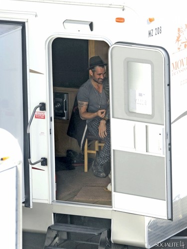 Colin Farrell Outside His Trailer On The Set Of ‘Seven Psychopaths’