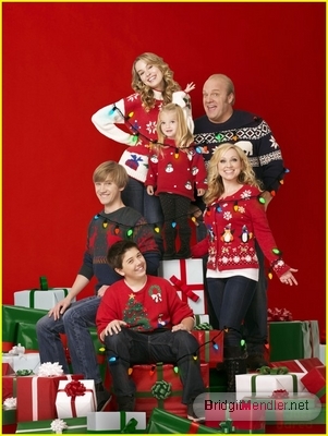  Good Luck Charlie : It's Christmas! (2012) > Promotionals