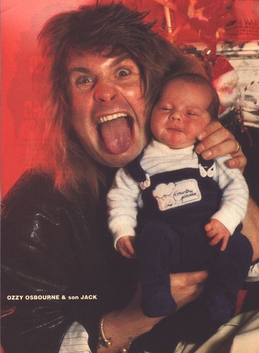  Ozzy With His 婴儿
