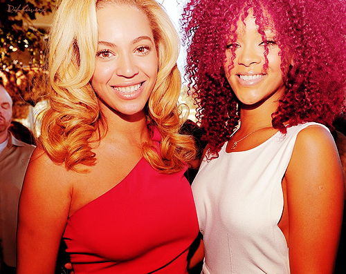  Rihanna & Beyonce
