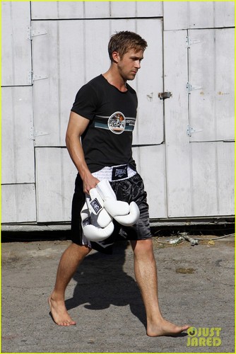  Ryan Gosling: Barefoot petinju