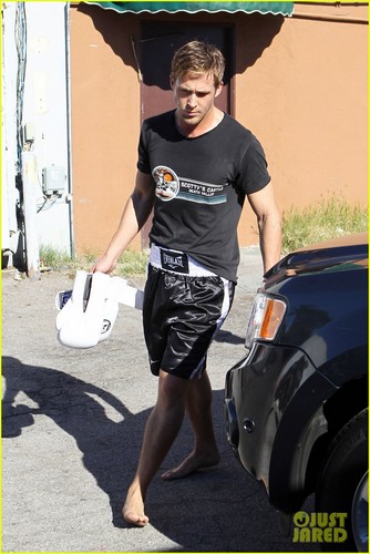  Ryan Gosling: Barefoot petinju