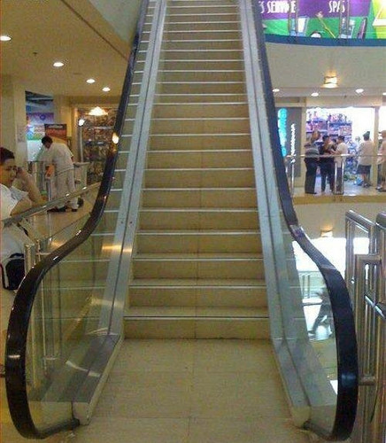  Troll escalator